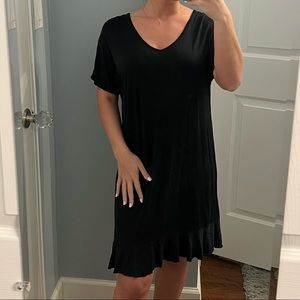 Ecru Black Ruffle Sleeve Light Weight TShirt Dress